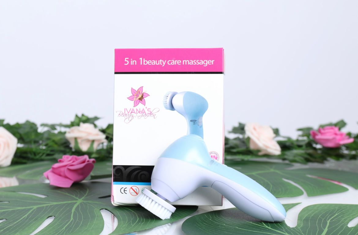 Mini facial brush